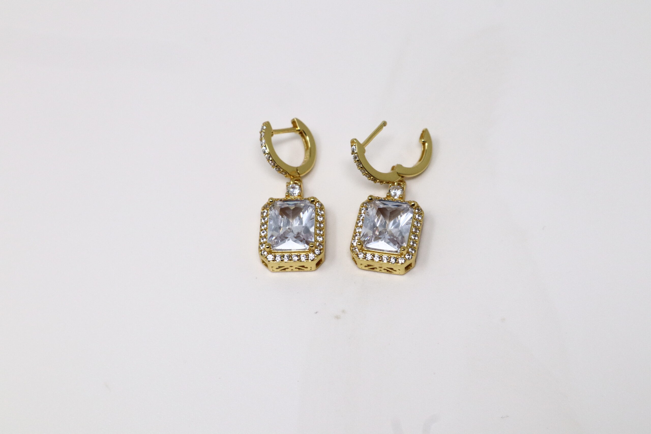 Stunning Gold Plated Hoop Earrings for Women - Trendy Fashion Jewelry