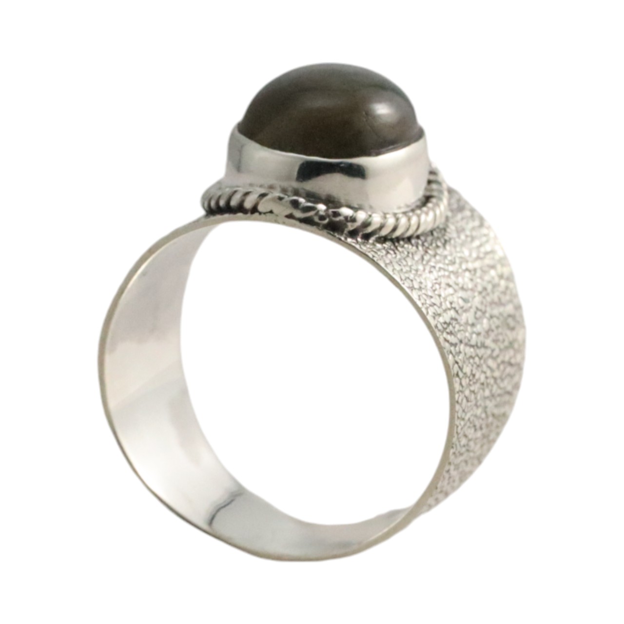 Discover the Sterling Silver Labradorite Ring: Sleek Style and Stunning Shine - Image 4